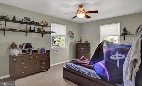 81 Moongale Dr, Carlisle PA  17013-2116 exterior