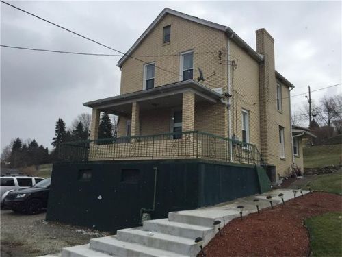 1072 Pennsylvania Ave, Glassport, PA 15045-1018