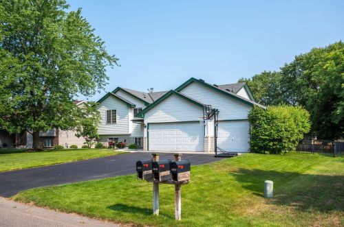 2761 88th Ln, Minneapolis, MN 55449-6747