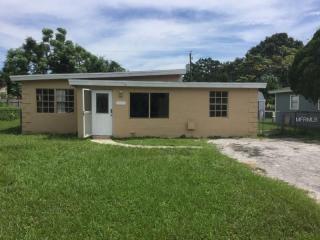 221 Emerald Ln, Largo, FL 33771-2626