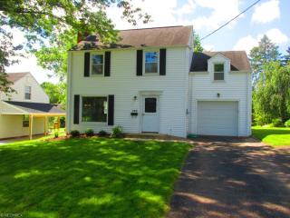 520 37th St, Canton, OH 44706-4902