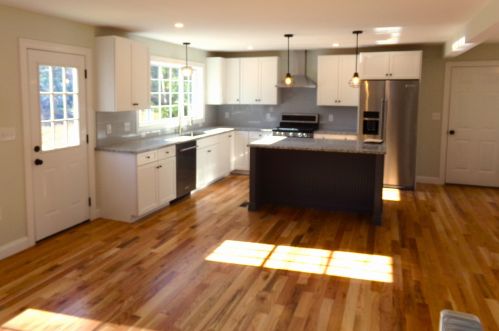 34 Tibbetts Rd, Fremont NH  03044-3573 exterior