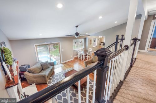 13439 Princedale Dr, Woodbridge VA  22193-3911 exterior