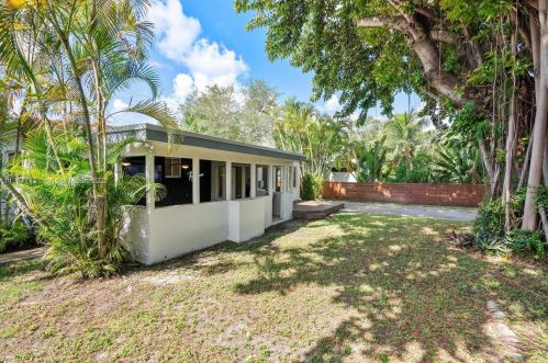 45 103 St, Miami FL 33138-2457 exterior