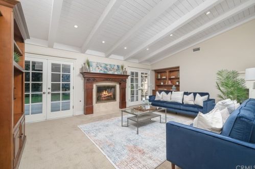 607 Oak Grove Dr, Glendora CA  91741-2258 exterior