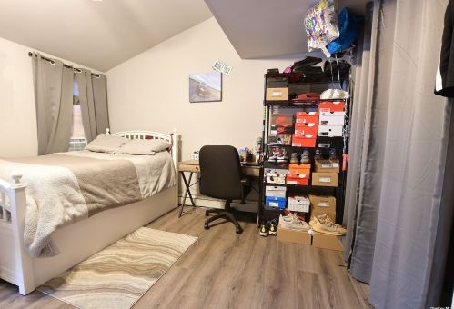 43 Madeline Rd, Panamoka NY  11961-2943 exterior