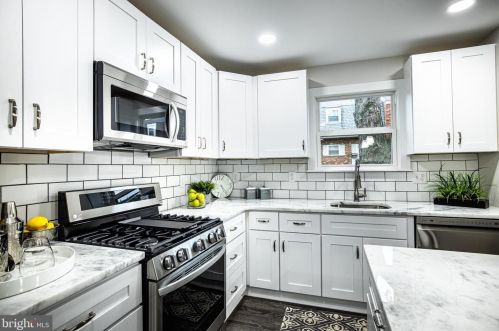 224 Monroe St, Wilmington, DE 19801-2348