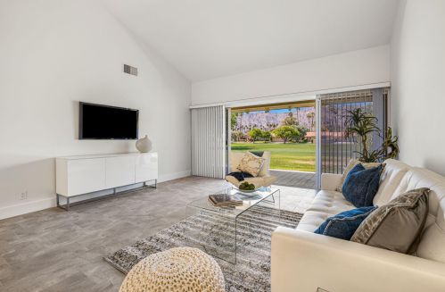 49131 Washington St, La Quinta CA  92253-2214 exterior