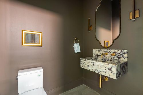 330 Pike St, Covington KY 41011-2127 exterior