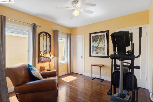 2834 60 Ave, Oakland CA 94605-1504 exterior