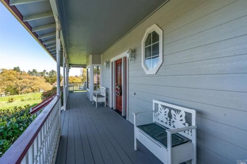 6301 Highland Pl, Sebastopol CA  95472-6100 exterior