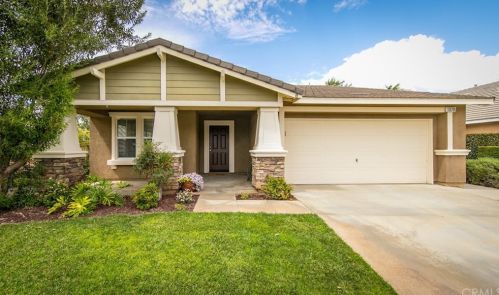 1370 Sweetpea Ln, Beaumont, CA 92223-7820