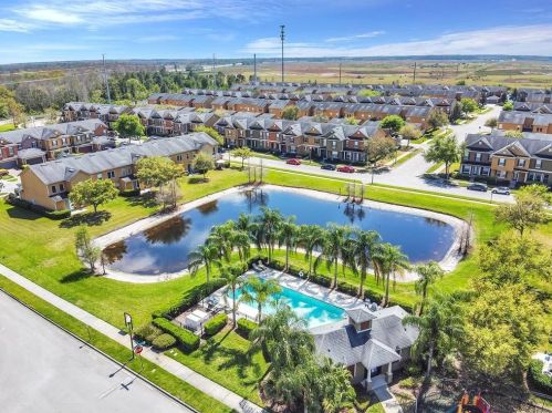 6103 Chapledale Dr, Orlando FL 32829-7718 exterior