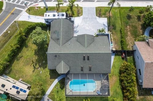 2399 Floresta Dr, Fort Pierce FL  34984-5218 exterior