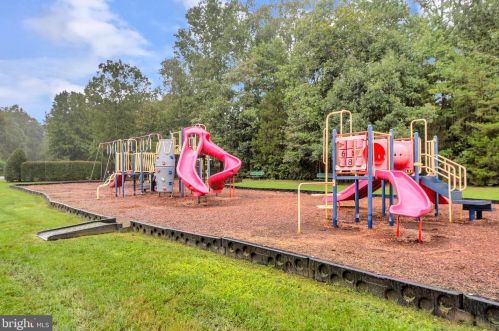 10511 Holleybrooke Dr, Spotsylvania VA  22553-1635 exterior