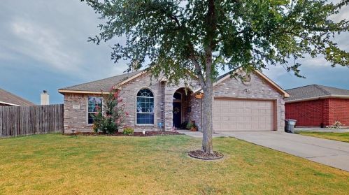 1106 Lakewood Dr, St Paul, TX 75098-6109