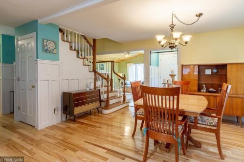 124 Edgewood Ave, Minneapolis MN  55426-1525 exterior