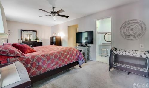 11 Carmel Ct, Old Bridge NJ  08857-3064 exterior