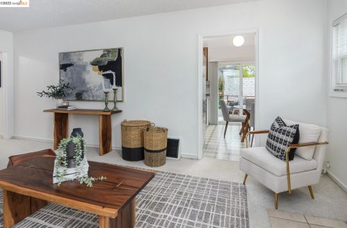 3963 Coolidge Ave, Oakland CA  94602-3428 exterior