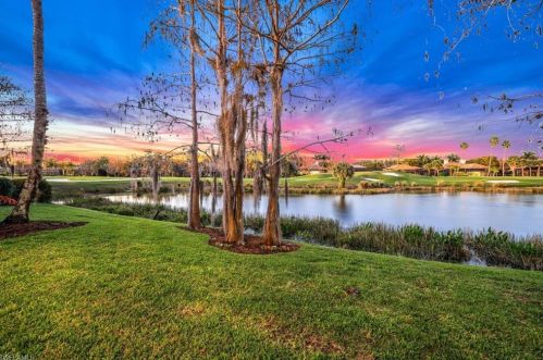 3093 Terramar Dr, Naples FL  34119-7702 exterior