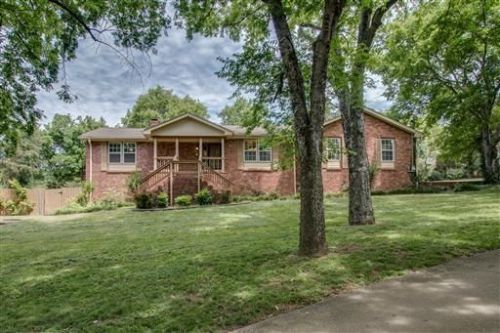 136 Ervin Dr, Hendersonville, TN 37075-4494