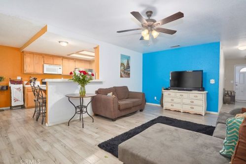 12719 Gifford Way, Victorville CA  92392-7430 exterior