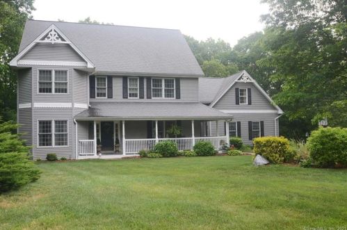 20 Bolduc Ct, Waterbury, CT 06716-3146