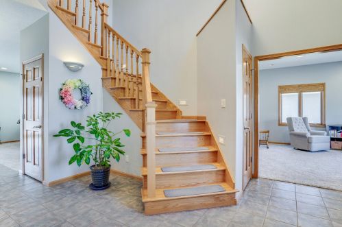 5230 Creekside Pl, La Crosse WI  54601-2296 exterior