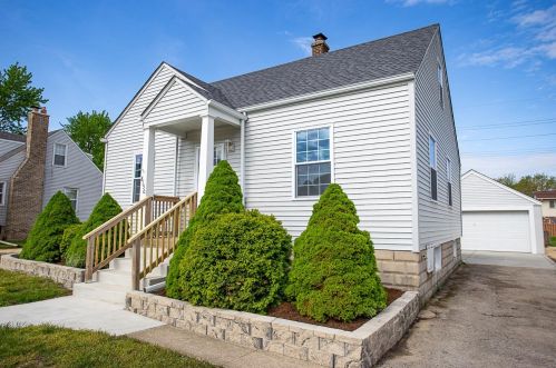 8150 Harrison Ave, Hammond IN  46321-1619 exterior