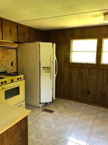 92 Rowitsch Rd, Stoneboro, PA 16153-3028