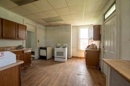 225 Station St, Mc Donald PA  15057-1137 exterior