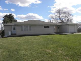 24 Pompei Ln, Finleyville, PA 15332-3829