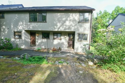 17 Fox Run, Woodbury, CT 06798-3214
