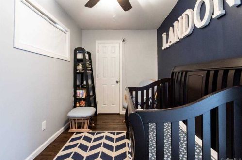 26 Irving Pl, Islip Terrace NY exterior