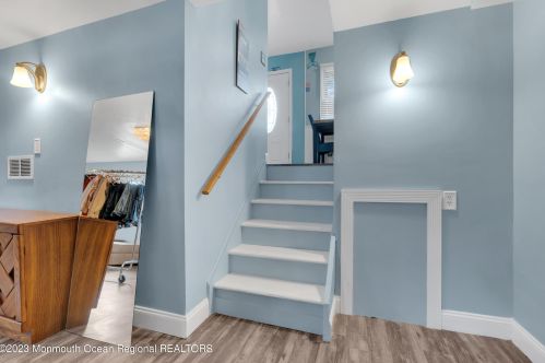 3 Crestview Dr, Hazlet NJ  07730-1303 exterior