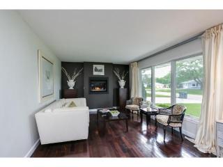 1806 Haeg Dr, Minneapolis, MN 55431-1720