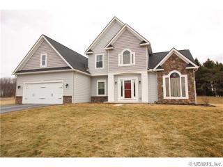 1795 Estate Dr, Canandaigua, NY 14425-9066