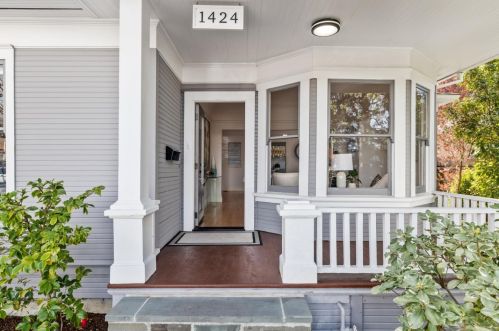 1424 Harker Ave, Palo Alto, CA 94301-3426