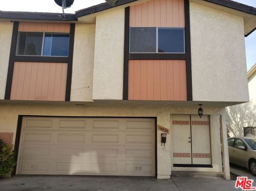 14020 Cerise Ave, Hawthorne, CA 90250-8120