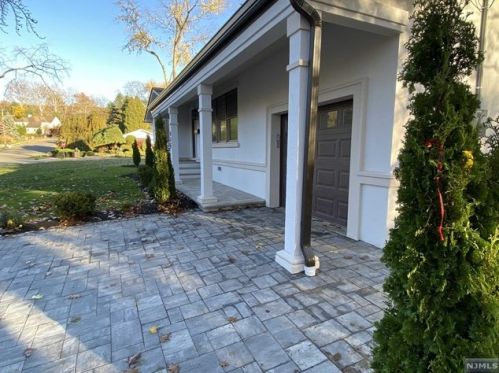 436 Ruckman Rd, Closter NJ  07624-2326 exterior