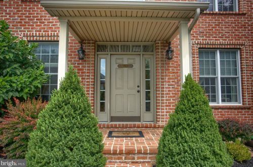 1203 Bauman Ct, Navy Sup Dpt, PA 17055-9302