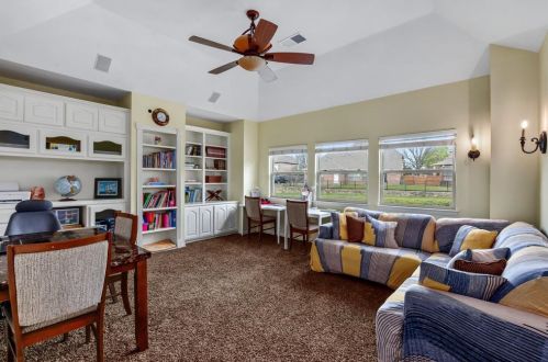 2808 Pasadena Pl, Lewisville TX  75022-5150 exterior