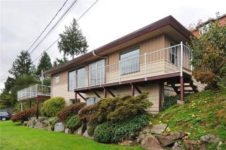5601 41st Ave, Seattle, WA 98136-1506