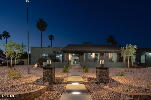 7702 Villa Theresa Dr, Glendale AZ 85308-8092 exterior