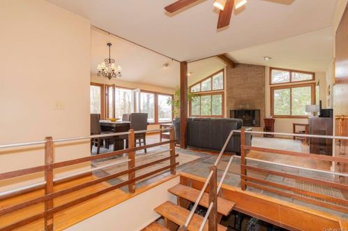 134 Dorothy Ln, New Hamburg NY  exterior