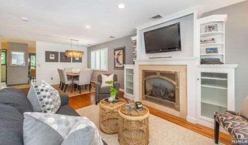 122 Woodside Ave, Ridgewood NJ 07450-5028 exterior