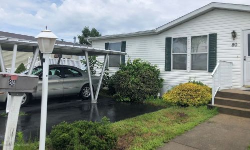 80 Robin Pl, East Freehold, NJ 07728-3414