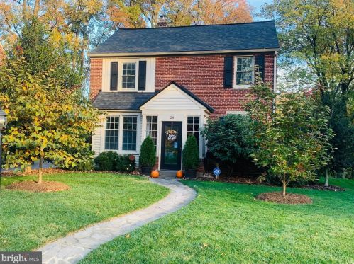 24 Hurst Rd, Wilmington DE  19803-3736 exterior