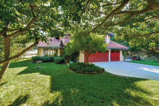 1721 Monte Viento St, Malibu, CA 90265-3025