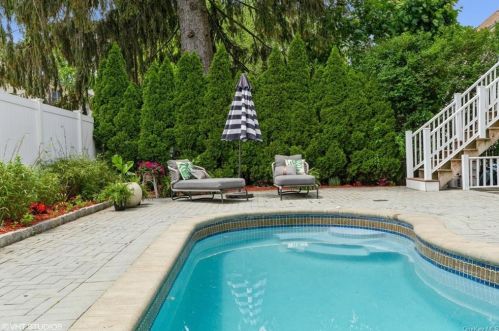 93 Birch St, Rye Brook NY  10573-3103 exterior